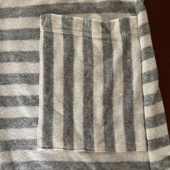 VENUS M Medium Striped bathing suit cover up dress light sweatshirt material - Picture 4 of 8